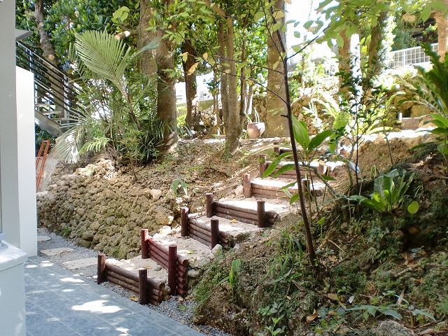 宜野湾市　A氏邸