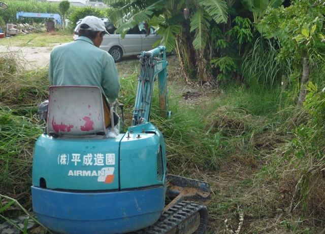 ユンボ作業