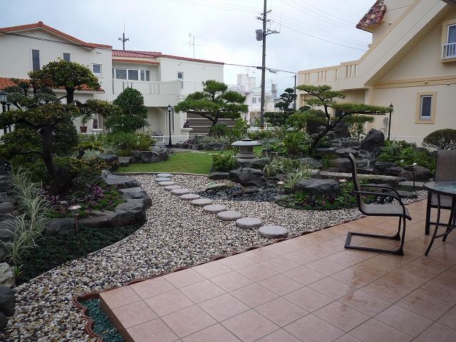 沖縄市　K氏邸　和風ロックガーデン