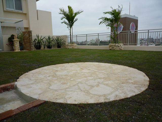 浦添市　M氏邸　屋上庭園