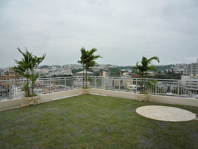 浦添市　M氏邸　屋上庭園