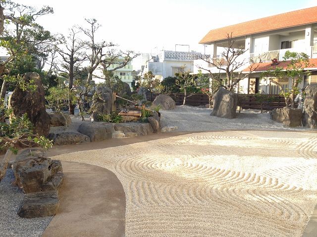 中城村　T氏邸　造園工事（完成編）の写真