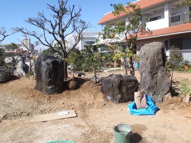 中城村　T氏邸　造園工事（前編）の写真
